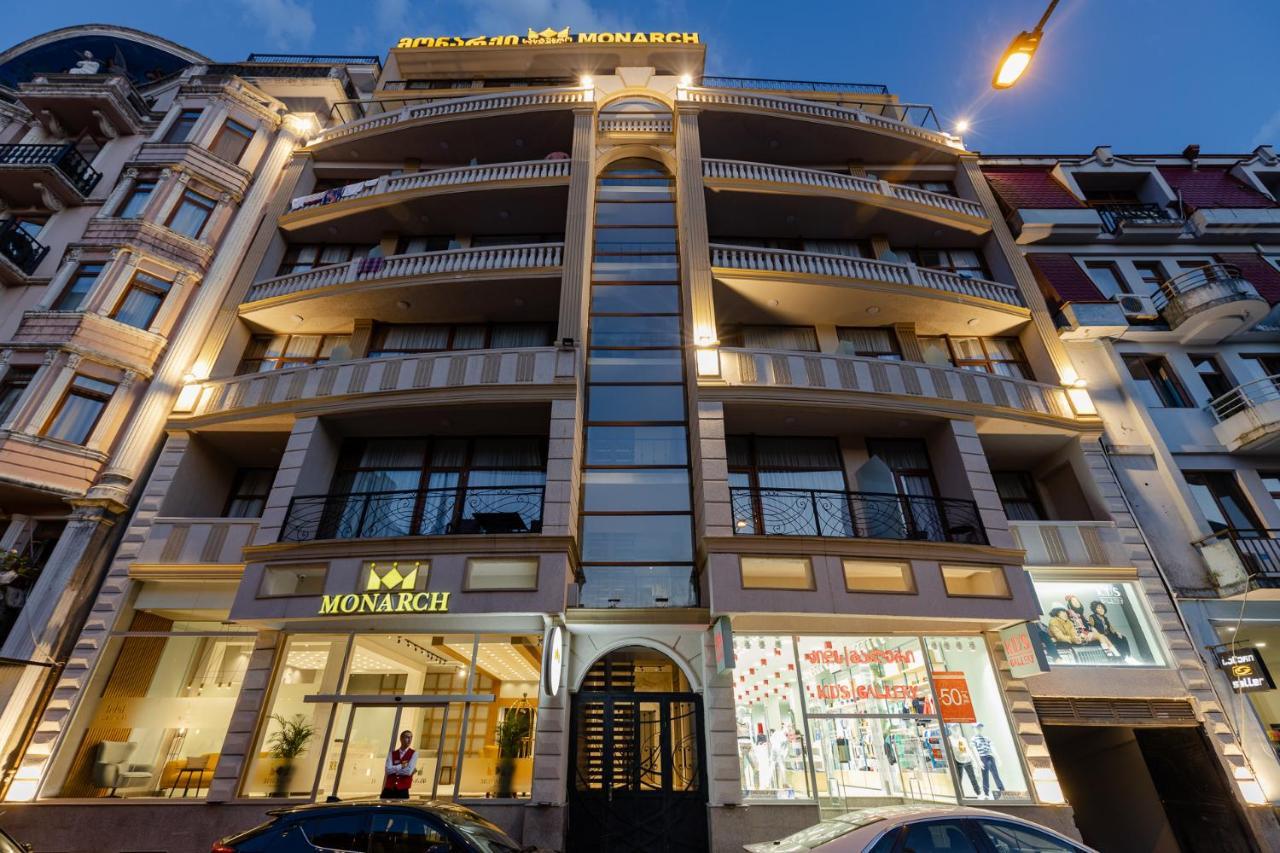 Hotel Monarch 巴统 外观 照片