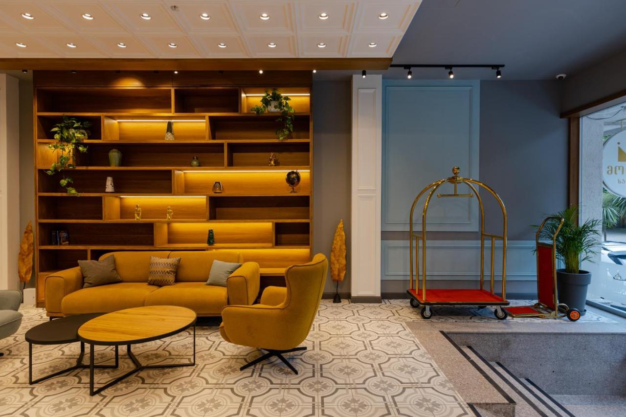 Hotel Monarch 巴统 外观 照片
